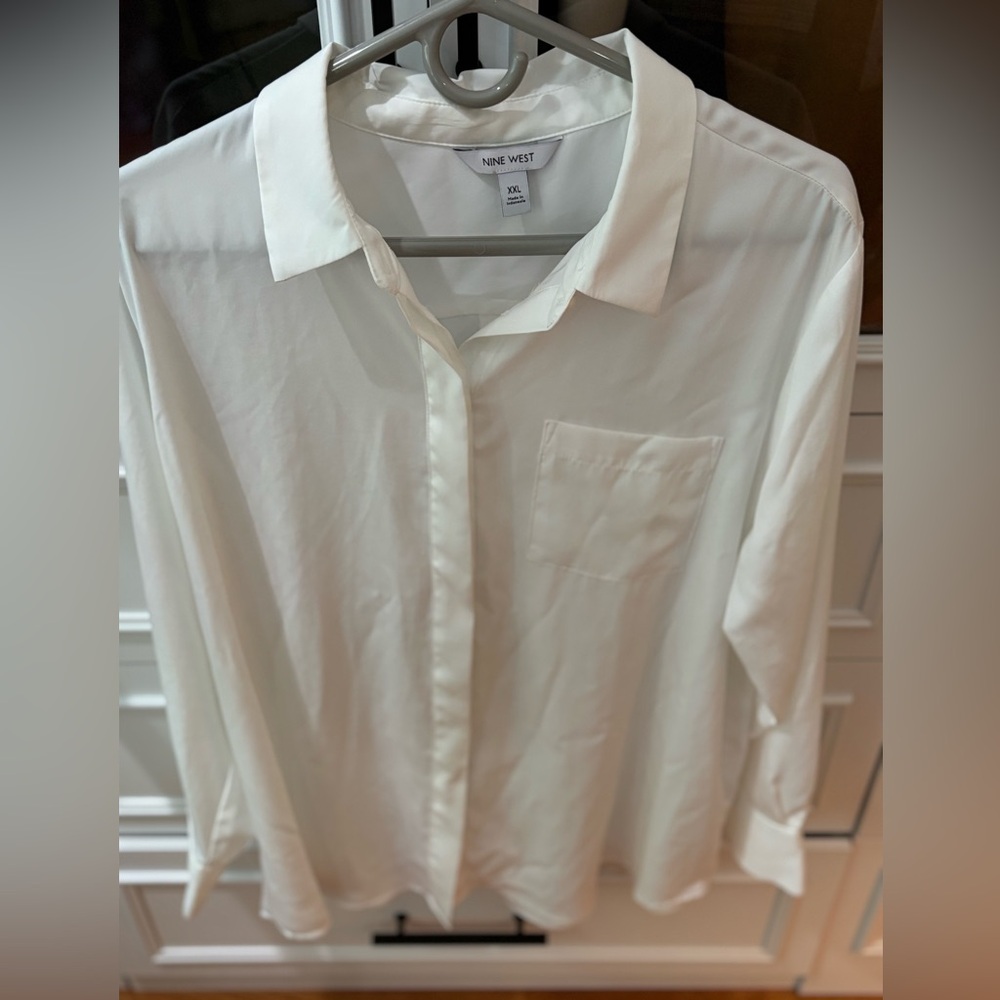 Nine West Classic Cream Blouse XXL